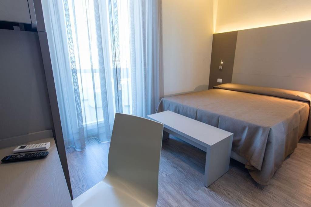 Hotel 2000 Rimini Zewnętrze zdjęcie