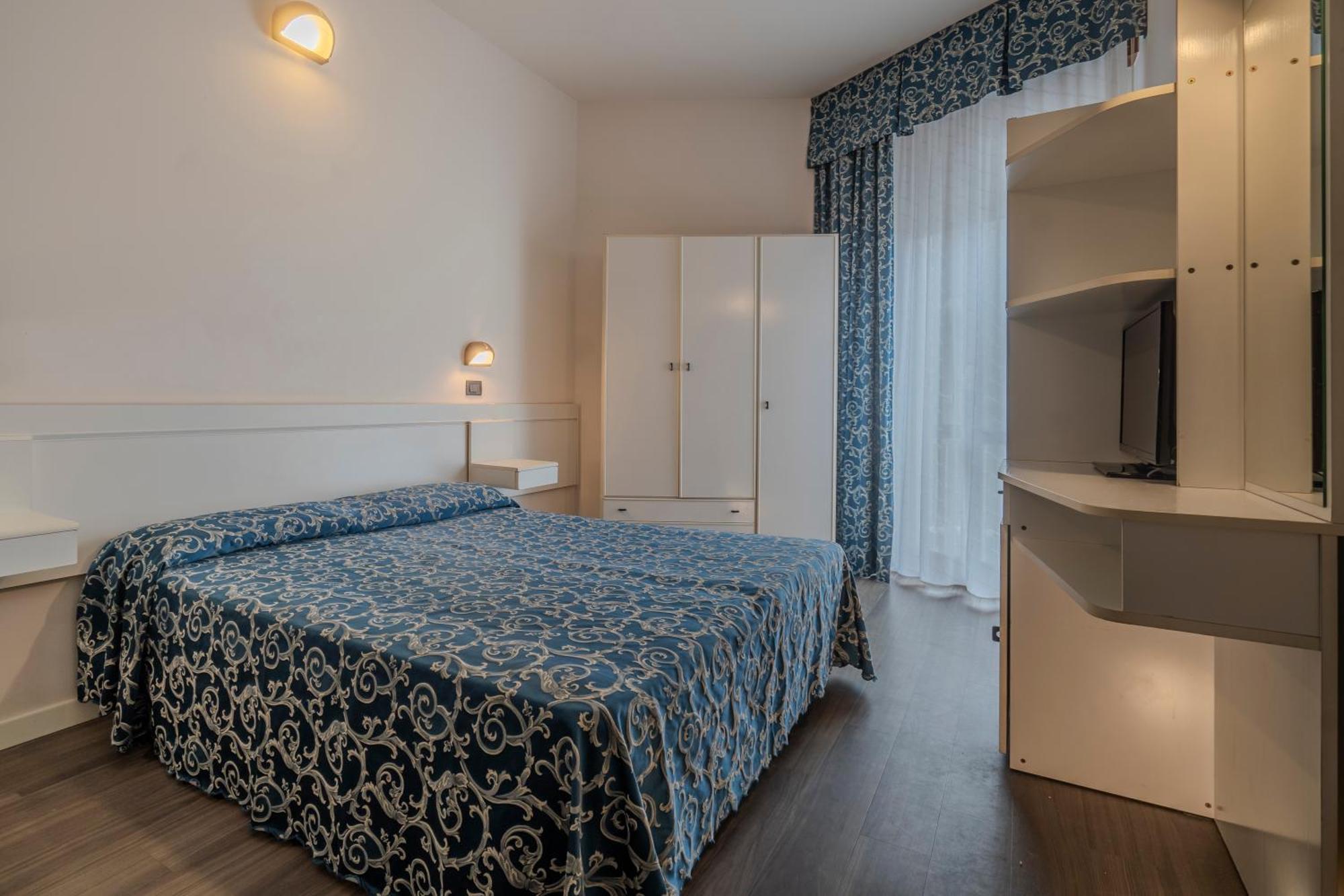 Hotel 2000 Rimini Zewnętrze zdjęcie