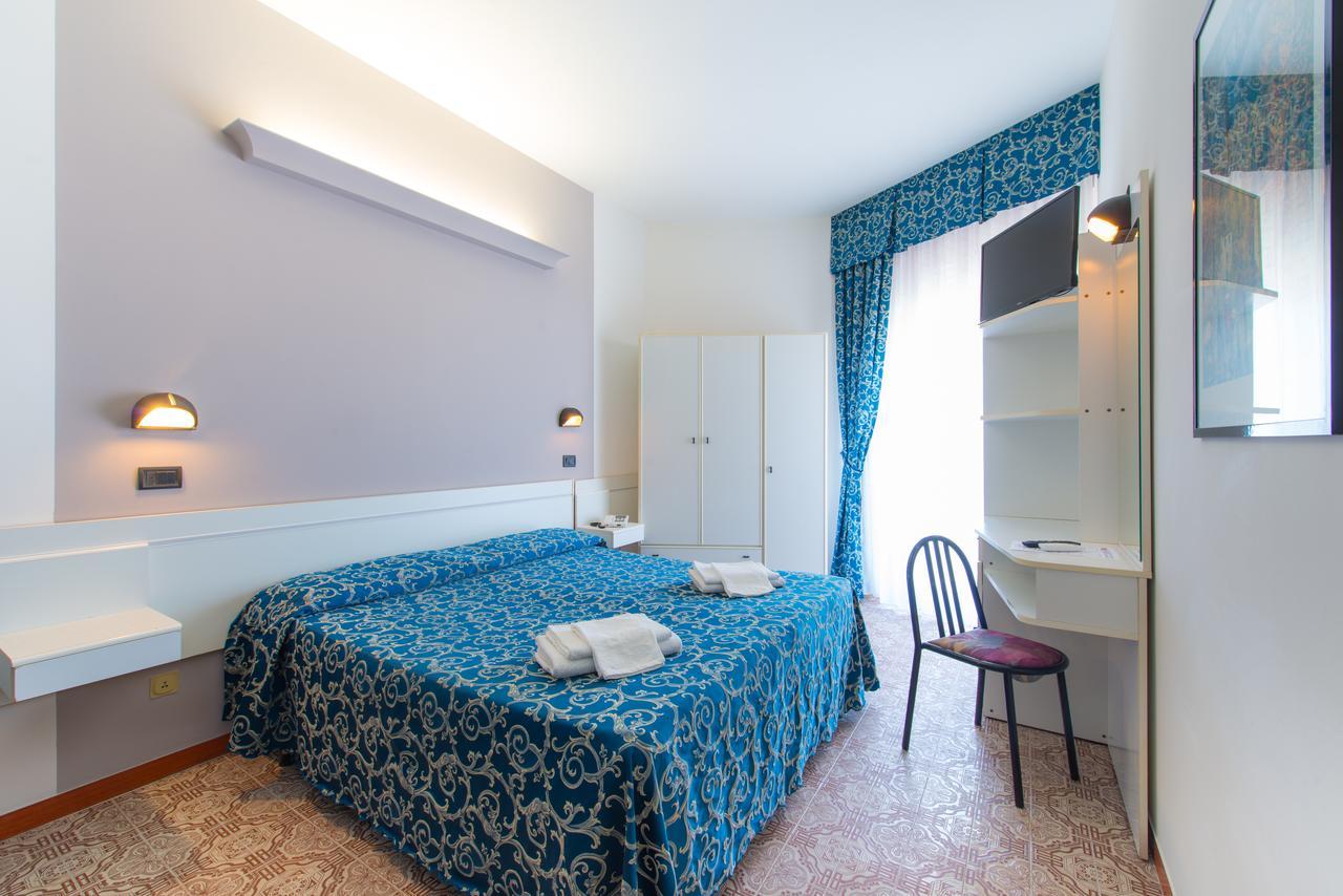 Hotel 2000 Rimini Pokój zdjęcie