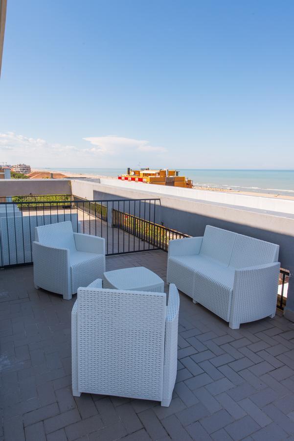 Hotel 2000 Rimini Zewnętrze zdjęcie